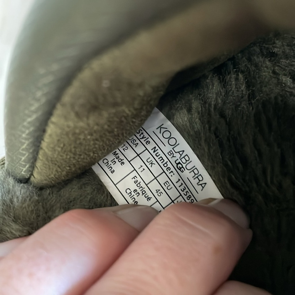 NWOT Koolaburra by UGG, men’s 12, army green slippers comfort slip on fuzzy - Picture 7 of 7